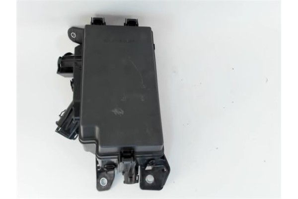 Recambio de caja fusibles/rele para toyota c-hr (x10) 2.0 hibrido referencia OEM IAM 8264147050  