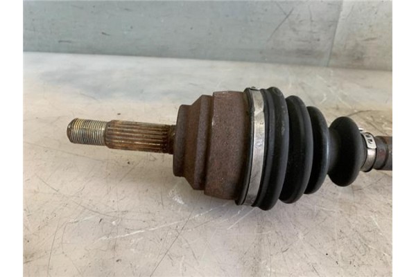 Recambio de palier delantero izquierdo para renault kangoo i (f/kc0) d 65 1.9 (kc0e, kc02, kc0j, kc0n) referencia OEM IAM 770011