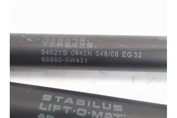 Recambio de amortiguador porton para toyota prius (nhw20) híbrido basis referencia OEM IAM 689500W431 2026443 