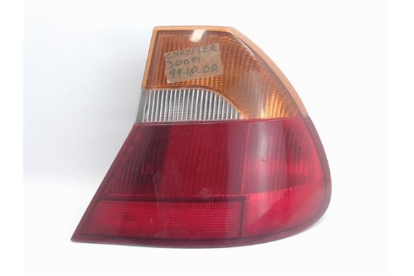 Recambio de piloto trasero derecho para chrysler 300m lr referencia OEM IAM   