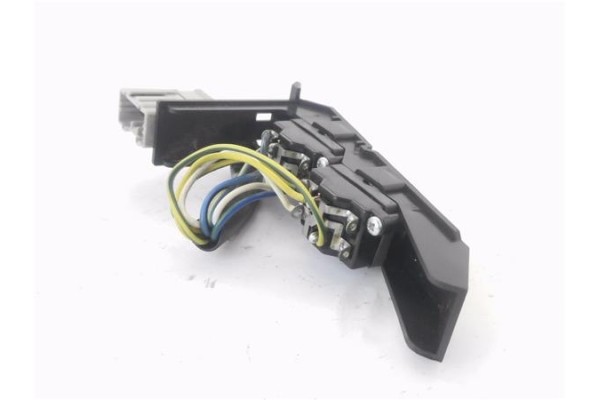 Recambio de mando elevalunas para honda civic vi fastback (ma, mb3) [01/1997 a 02/2001] 1.5 16v (mb3) referencia OEM IAM 35760ST