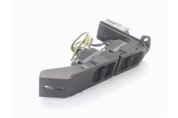 Recambio de mando elevalunas para honda civic vi fastback (ma, mb3) [01/1997 a 02/2001] 1.5 16v (mb3) referencia OEM IAM 35760ST