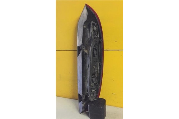 Recambio de piloto trasero izquierdo para opel corsa c 1.0 club referencia OEM IAM GM09114336  