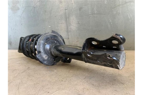 Recambio de amortiguador delantero derecho para mercedes-benz clase a (bm 169) 1.5 a 150 (169.031) referencia OEM IAM A169320013