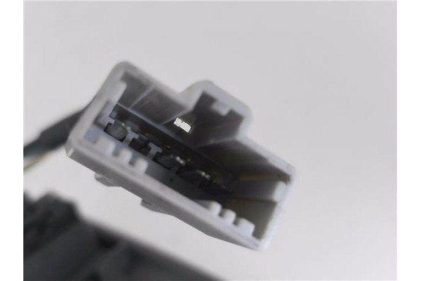 Recambio de mando elevalunas delantero izquierdo para honda civic vi fastback (ma, mb3) [01/1997 a 02/2001] 1.5 16v (mb3) refere