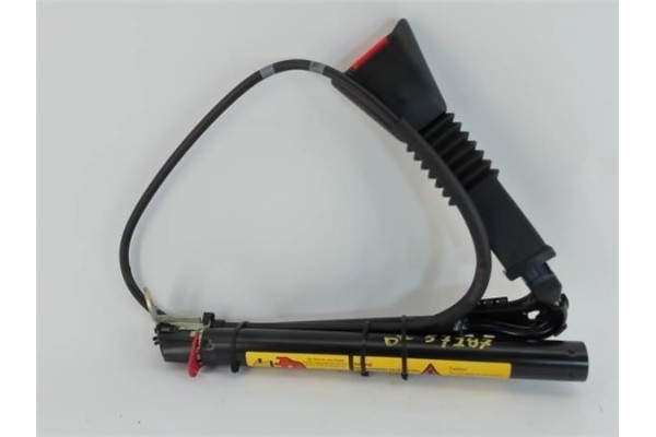Recambio de anclaje cinturon delantero derecho para opel astra f berlina 1.6 i 16v referencia OEM IAM 197404  
