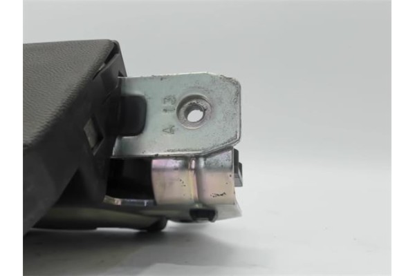 Recambio de cierre electromagnetico porton para opel astra h berlina 1.7 cdti referencia OEM IAM 495058724 131172851036 