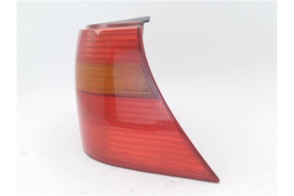 Recambio de piloto trasero derecho para volkswagen golf iv berlina (1j1) 1.9 advance referencia OEM IAM 1J6945096Q  