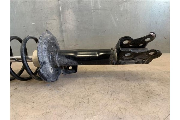Recambio de amortiguador delantero derecho para mercedes-benz clase a (bm 169) 1.5 a 150 (169.031) referencia OEM IAM A169320013