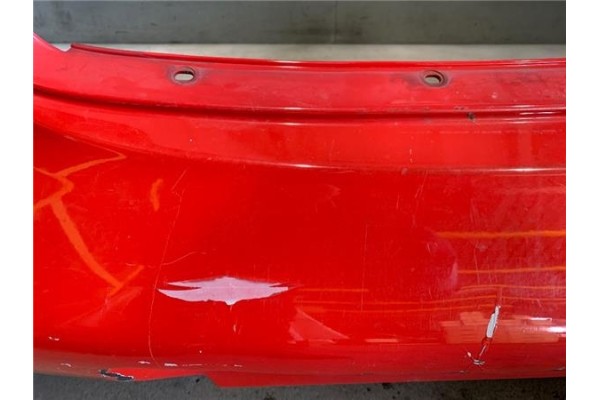 Recambio de paragolpes trasero para hyundai lantra berlina (rd) 1.6 i referencia OEM IAM 8661029520 866102 