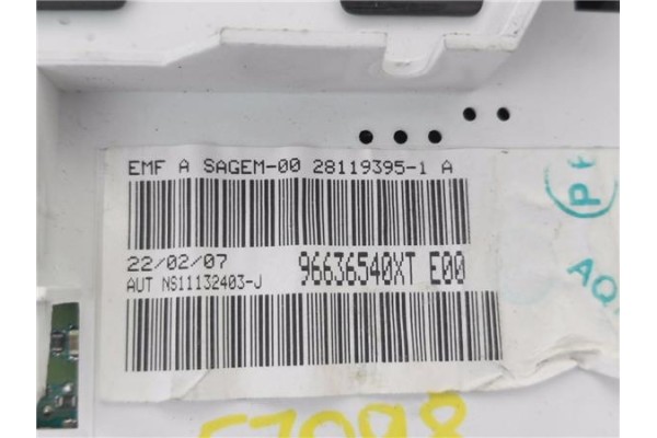Recambio de reloj horario para peugeot 206 1.4 i referencia OEM IAM 96636540XT  