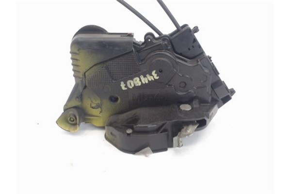 Recambio de cierre electromagnetico delantero derecho para toyota prius (nhw20) híbrido basis referencia OEM IAM 6903047081  