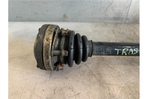 Recambio de palier trasero derecho para bmw serie 3 coupe (e46) 2.5 323 ci referencia OEM IAM 33211229592  