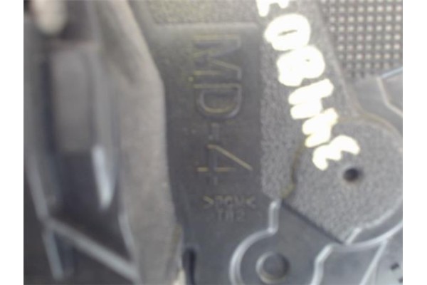 Recambio de cierre electromagnetico delantero derecho para toyota prius (nhw20) híbrido basis referencia OEM IAM 6903047081  