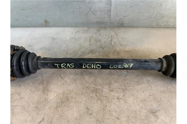 Recambio de palier trasero derecho para bmw serie 3 coupe (e46) 2.5 323 ci referencia OEM IAM 33211229592  