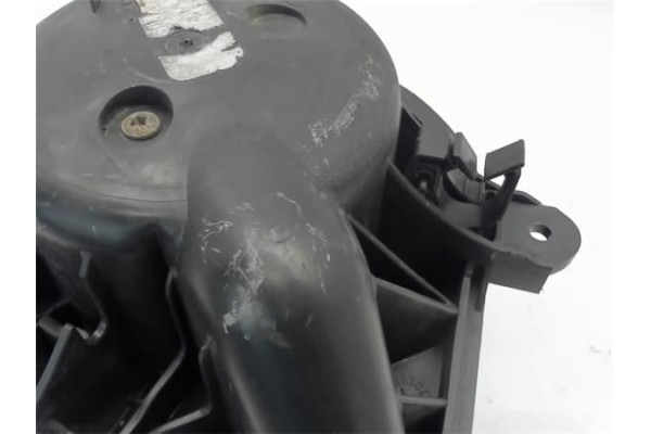 Recambio de motor calefaccion para opel vivaro 1.9 dti referencia OEM IAM 4409448 6MVY83AC 