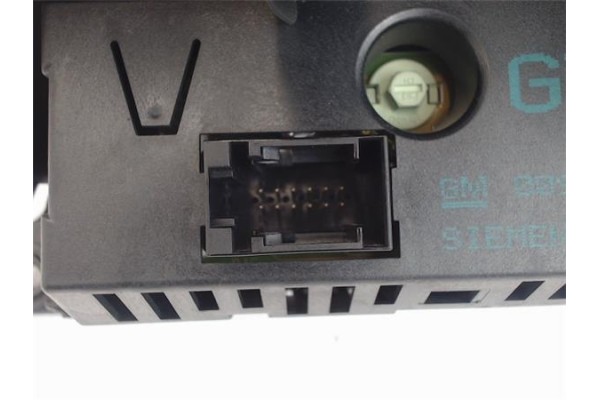 Recambio de reloj horario para opel corsa c 1.2 referencia OEM IAM 009164455  