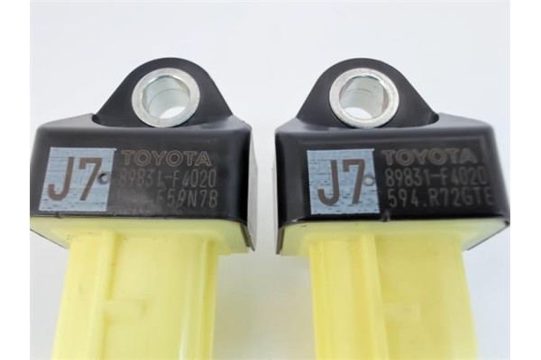 Recambio de sensor airbag lateral delantero derecho para toyota c-hr (x10) 2.0 hibrido referencia OEM IAM 89831F4020  