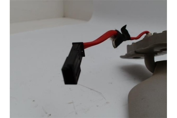 Recambio de parasol izquierdo para volvo s40 berlina 1.6 referencia OEM IAM 30676440  