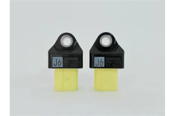 Recambio de sensor airbag salpicadero para toyota c-hr (x10) 2.0 hibrido referencia OEM IAM 89831F4010  
