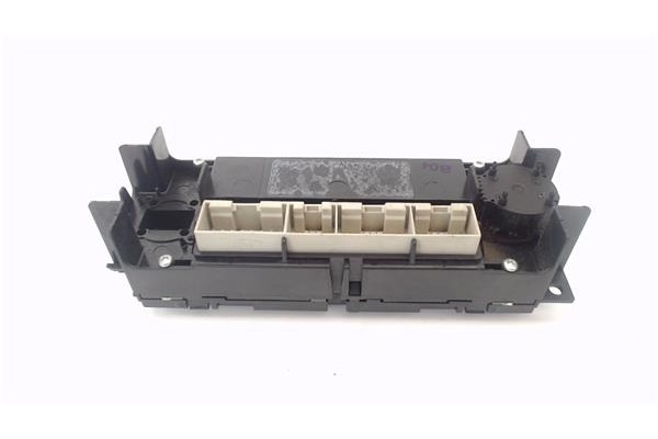 Recambio de mandos calefaccion / a.a. para volkswagen golf iv berlina (1j1) 1.6 16v referencia OEM IAM 3B1907044C  