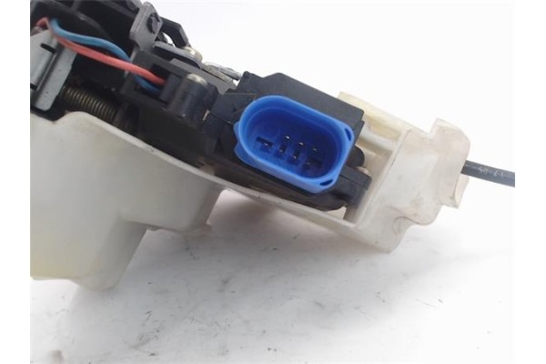 Recambio de cierre electromagnetico trasero izquierdo para volkswagen golf v plus (5m1) 1.9 tdi referencia OEM IAM 7L0839015D 10