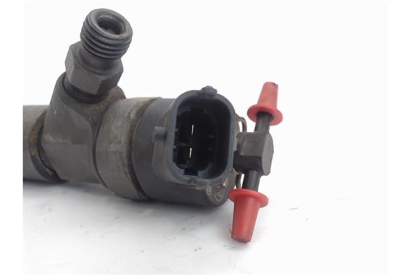 Recambio de inyector para bmw serie 5 berlina (e39) 3.0 530d referencia OEM IAM 7785984 445110047 13537785573 , BMW