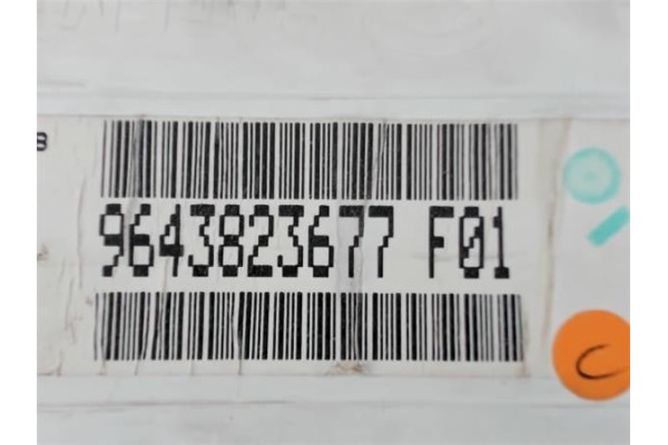 Recambio de reloj horario para citroen xsara berlina 2.0 hdi 109 referencia OEM IAM 9643823677 21654301 