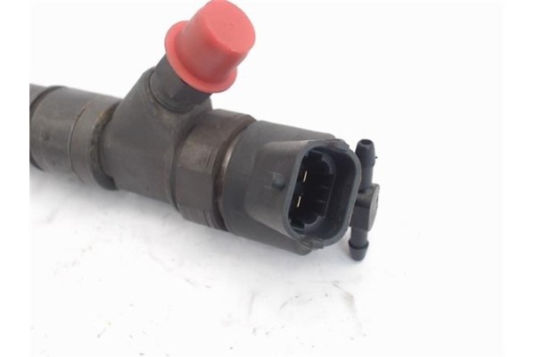 Recambio de inyector para bmw serie 5 berlina (e39) 3.0 530d referencia OEM IAM 7785984 445110047 13537785573 , BMW