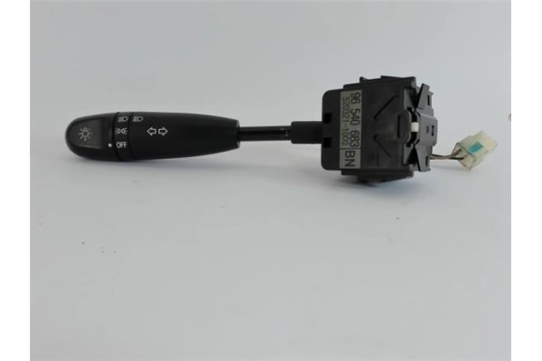 Recambio de mando intermitencia para daewoo kalos 1.2 se referencia OEM IAM 96540683  