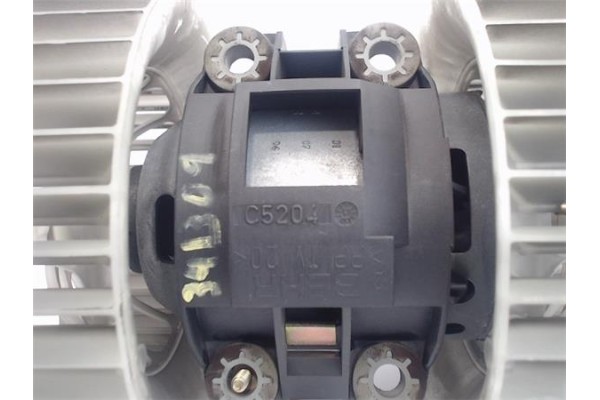 Recambio de motor calefaccion para bmw serie x3 (e83) 2.5i referencia OEM IAM 64113453729 C5204 