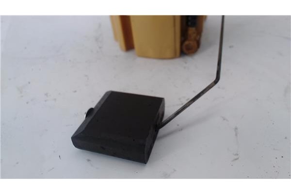 Recambio de bomba combustible para citroen c5 berlina 2.0 hdi referencia OEM IAM 9632672280  