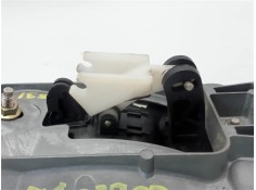 Recambio de maneta exterior puerta corredera derecha para opel vivaro 1.9 dti referencia OEM IAM 4416022 4414713 826064615R , RE