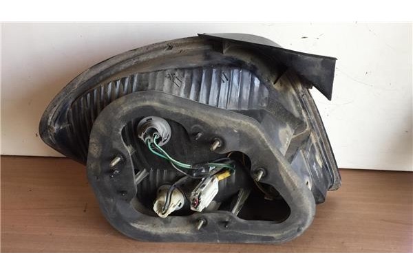 Recambio de piloto trasero derecho para hyundai coupe (j2) 1.6 fx coupe referencia OEM IAM R92402275  