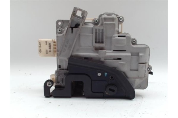 Recambio de cierre electromagnetico trasero derecho para seat altea xl (5p5) 1.9 tdi referencia OEM IAM W05P0839012  