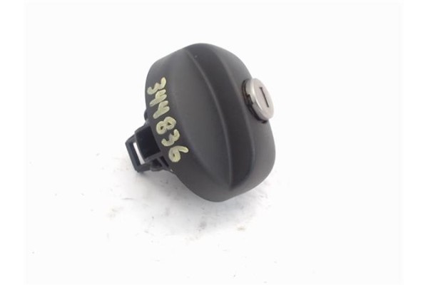 Recambio de tapon combustible para peugeot 307 break / sw (s1) 2.0 hdi 90 referencia OEM IAM 1508F3  