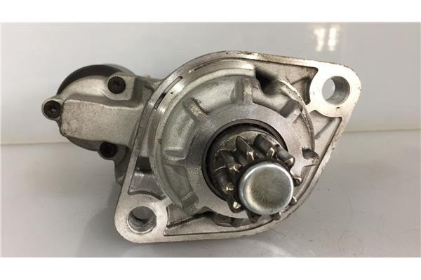 Recambio de motor arranque para volkswagen passat berlina (3c2) 2.0 tdi 16v referencia OEM IAM GM002026  