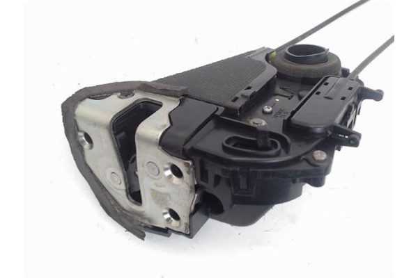 Recambio de cierre electromagnetico trasero izquierdo para toyota prius (nhw20) híbrido basis referencia OEM IAM 6906047041  