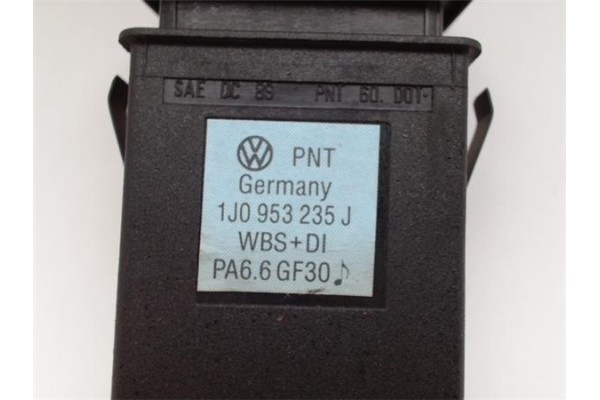 Recambio de interruptor luces emergencia para volkswagen golf iv berlina (1j1) 1.9 sdi referencia OEM IAM 1J0953235J  1J0953235C