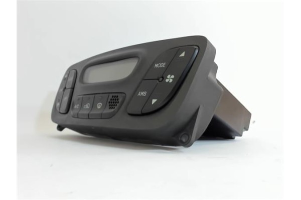 Recambio de mandos climatizador para hyundai santa fe (sm) 2.0 crdi 4x4 referencia OEM IAM 9725026  