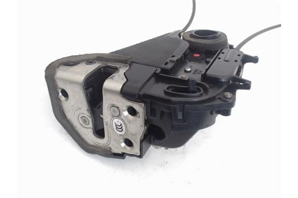 Recambio de cierre electromagnetico trasero izquierdo para toyota prius (nhw20) híbrido basis referencia OEM IAM 6906047041  