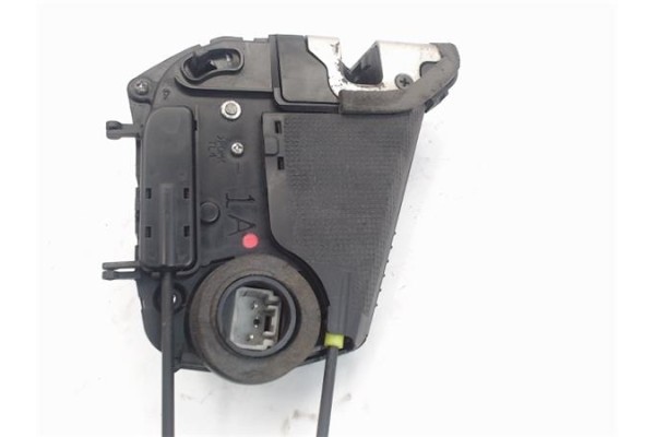 Recambio de cierre electromagnetico trasero izquierdo para toyota prius (nhw20) híbrido basis referencia OEM IAM 6906047041  