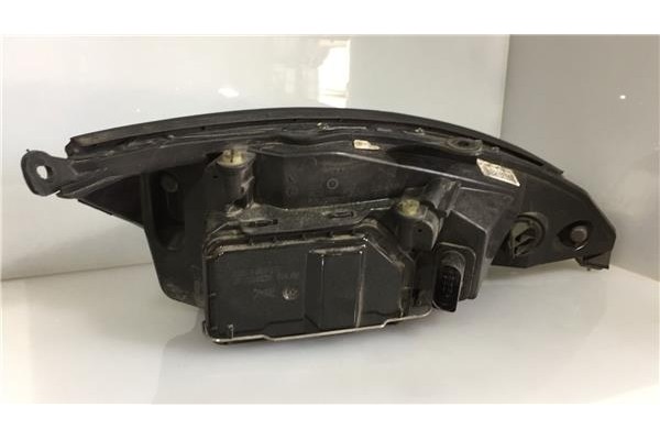Recambio de faro delantero izquierdo para ford focus (daw, dbw) 1.8 tdci referencia OEM IAM 2M5113W030BE  