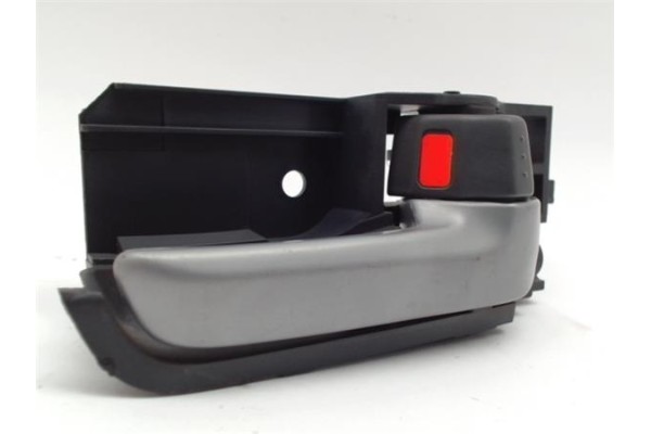 Recambio de manilla int. puerta trasero derecha para suzuki alto (amf310) 1.0 referencia OEM IAM 8311075J0  