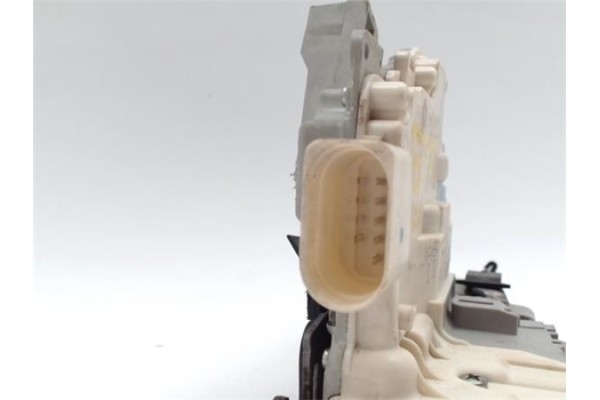Recambio de cierre electromagnetico delantero izquierdo para seat altea xl (5p5) 1.6 tdi referencia OEM IAM 1P1837015  1P1837015