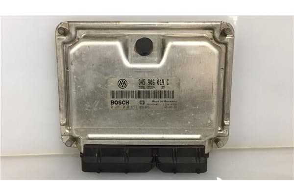 Recambio de centralita para volkswagen polo iv (9n1) 1.4 tdi referencia OEM IAM 045906019C 0281010697 