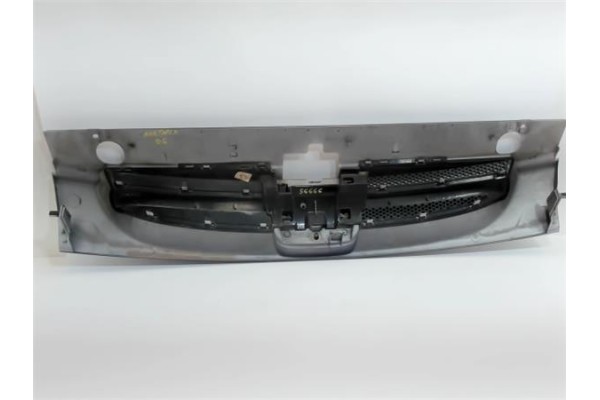 Recambio de rejilla capo para peugeot partner combispace (5f) 2.0 hdi referencia OEM IAM 9644758777  