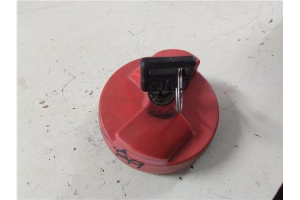 Recambio de tapon combustible para peugeot 405 berlina 1.4 sillage referencia OEM IAM   