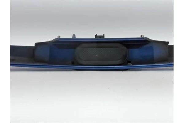 Recambio de moldura porton trasero para citroen xsara berlina 2.0 hdi 109 referencia OEM IAM 9636077077  