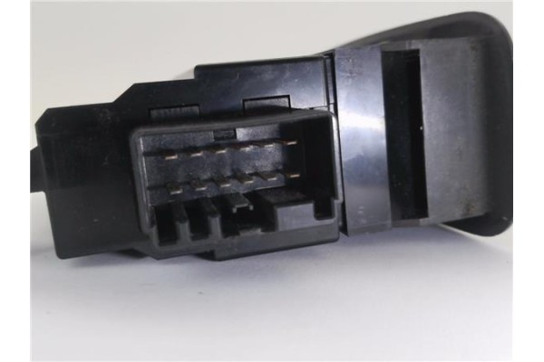 Recambio de mando elevalunas delantero izquierdo para volvo s60 berlina 2.4 d referencia OEM IAM 9193383  